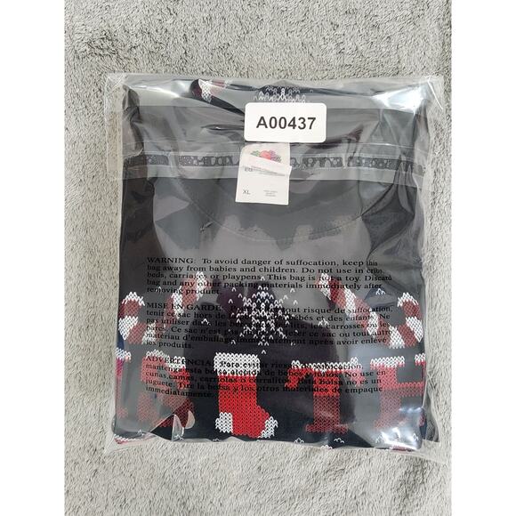 Fruit of the Loom Christmas Santa Funny Graphic Tee Size XL Black Holiday Humor - Picture 10 of 10